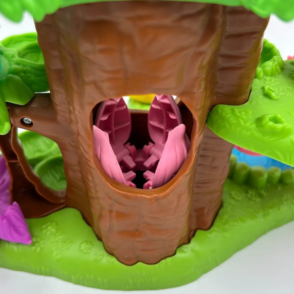 HATCHIMALS Colleggtibles The Hatchery Nursery Jungle Tree House Playset‎